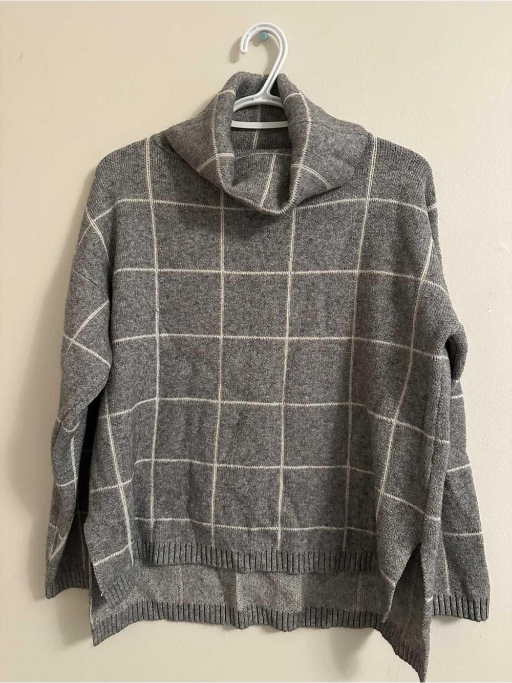 Cozy Gray Windowpane Turtleneck Sweater